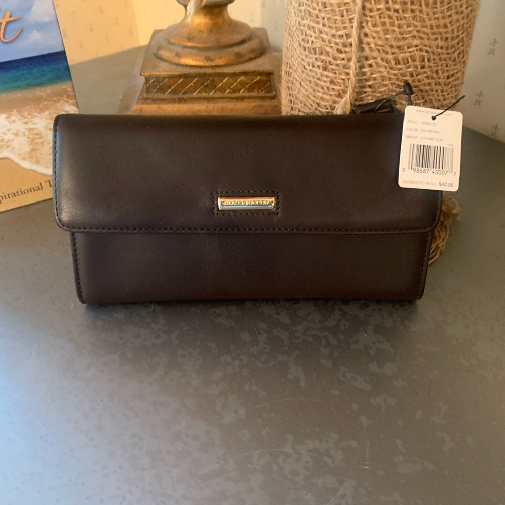 Liz Claiborne, NEW WITH TAGS, BROWN Tri-fold wallet. Approx 8 inches wide.